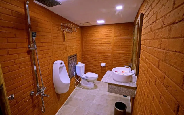 Ingyin Hotel