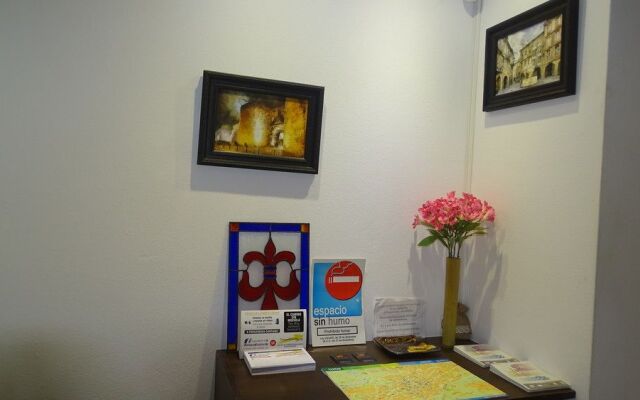 Hostal Albergue Lucus