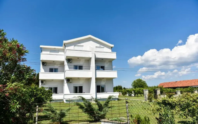 Sunrise Apartments