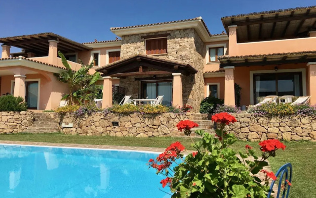 Le Dimore di Nettuno 5 With Pool