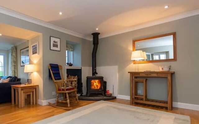 Stunning Farm Steading - 5 Mins to St Andrews