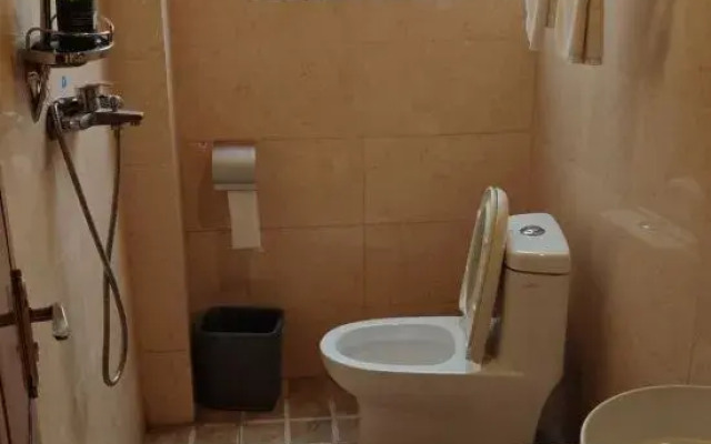 Tongjiang Xiangrui Hotel