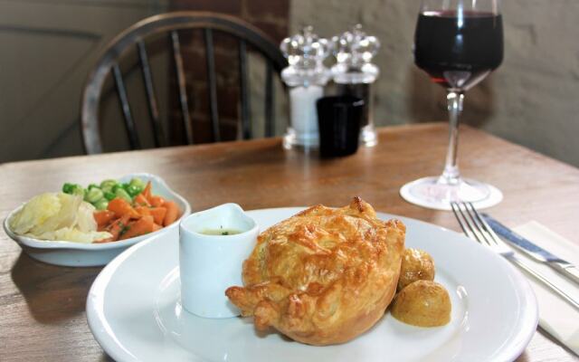 The Three Horseshoes Warham