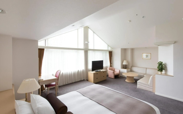 Rusutsu Resort Hotel & Convention
