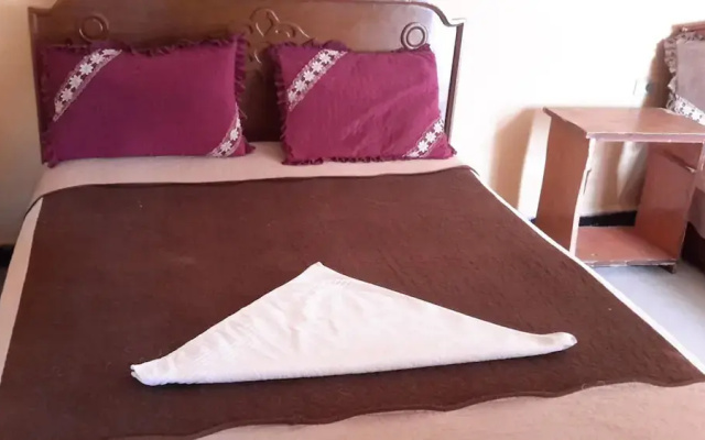 Liya Guest House