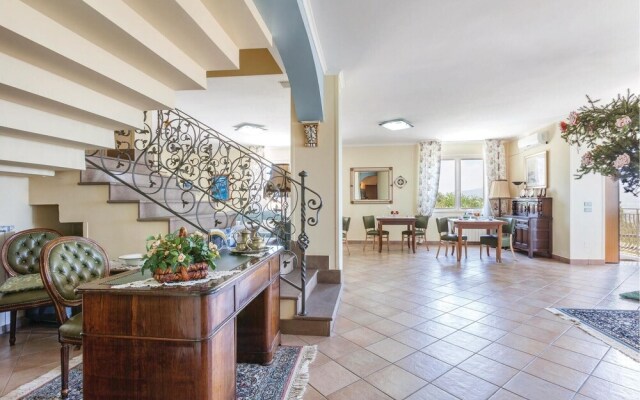 Beautiful Home in Agropoli SA With Wifi and 4 Bedrooms