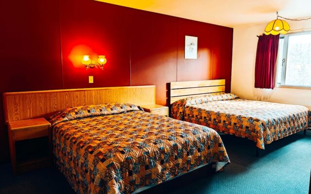 Cozy Corner Motel & Restaurant