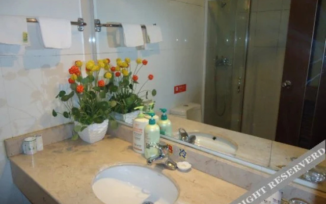 Sunshine Apartment Hotel