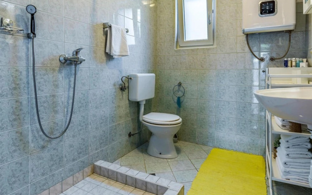 Amazing Home in Medulin With 3 Bedrooms and Wifi