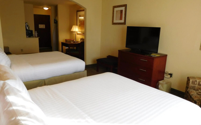 Holiday Inn Express & Suites Ponca City by IHG