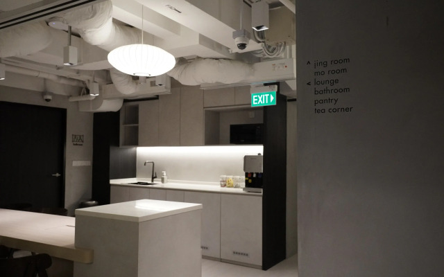 Jyu Capsule Hotel