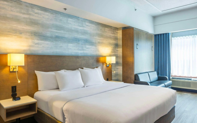 Quality Inn & Suites Levis