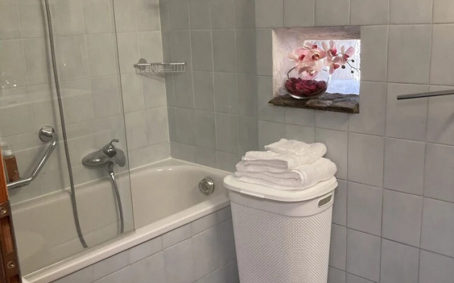 2-bed House in Claro, Ca dal Prevost