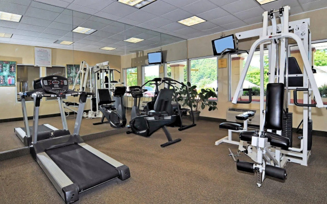 Quality Inn & Suites Morgantown - University Area