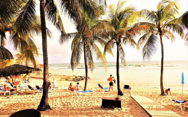 Touba Manga Beach