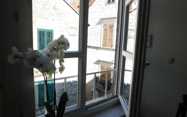 P.S. Cattaro Apartments