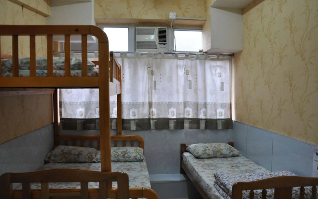 Dragon Hostel