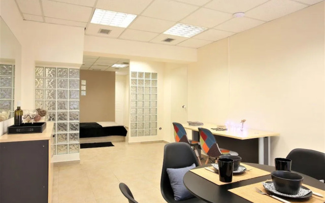 GK Airport Suites - Free Shuttle