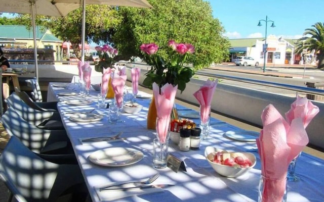 Windtown Lagoon Hotel