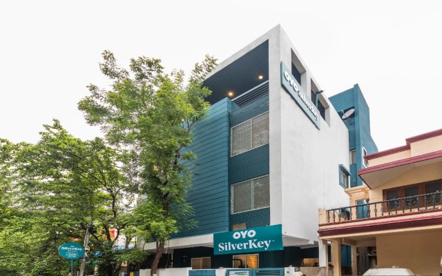 SilverKey Executive Stays 45911 Softvision College