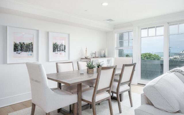 Thomas Sea Suites at Harbourtown