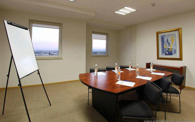 One Guadalajara Periferico Norte