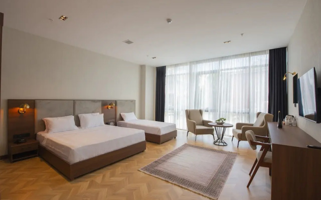 Moncher Hotel