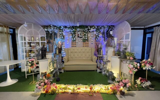 8 Dragons Private Resort and Events Place by Cocotel