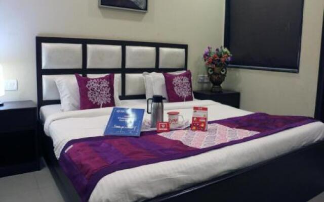 OYO 2660 Hotel Radhe Inn