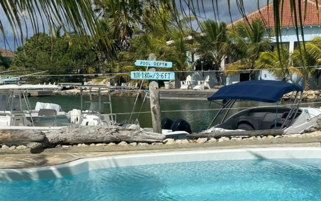 Ocean Breeze Bonaire Apartments