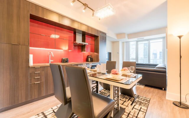 Grand Royal Condos - CN Tower