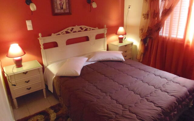 Hera Hotel