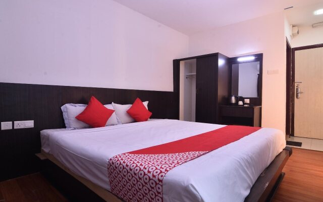 Laksamana Executive & Boutique Hotel
