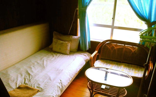 Guesthouse Miyakojima – Guest Rooms – Miyakojima