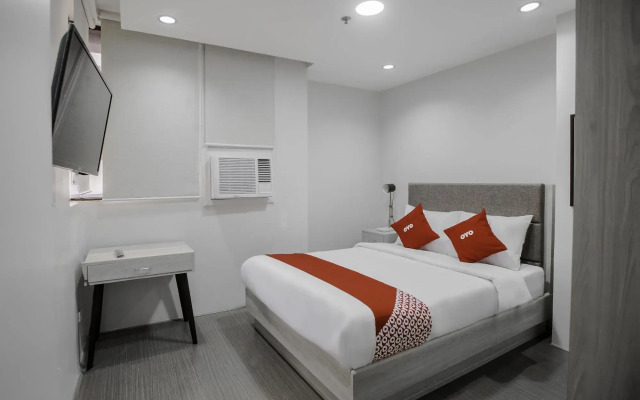 Sanchez Hotel by OYO Rooms