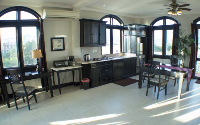 Hamilton Oceanview Villa