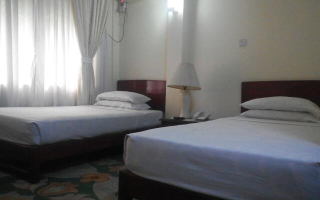 Eden Palace Hotel