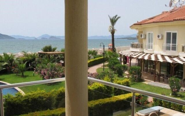 Villa CRL5 by JoyLettings