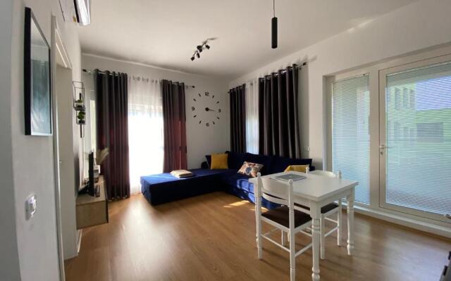 Cozy Apt in Mangalem21 Wifi/Ac/Netflix