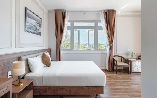 Pine View Hotel Dalat