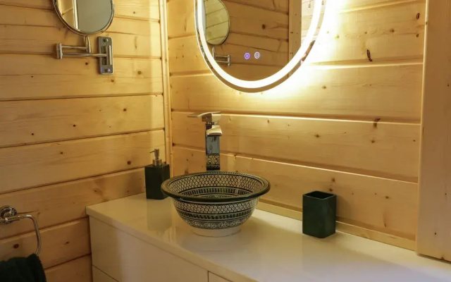 Little Lodge