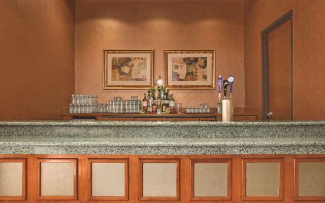 Embassy Suites by Hilton at Hot Springs Convention Center