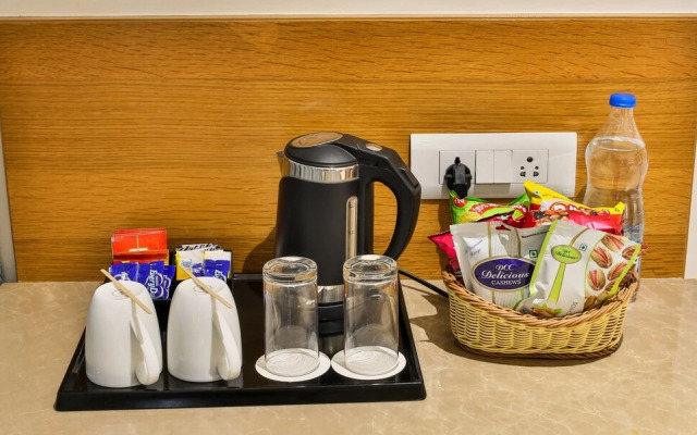 Hotel Vbr Grand Inn