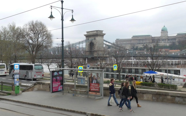 Green Pearl Apartment