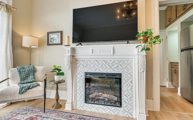 Albany Vacation Rental w/ State Capitol Views!