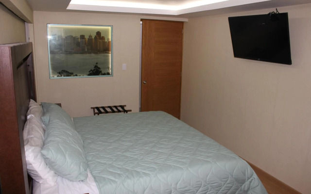 Hotel Suites Victoria