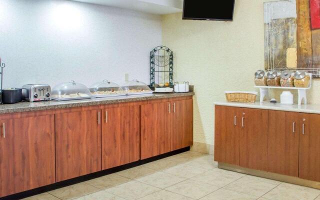 Econo Lodge Broken Arrow - Tulsa