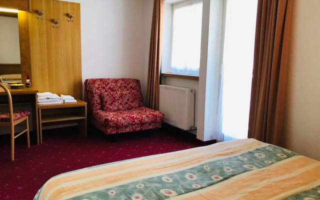 Hotel Santoni