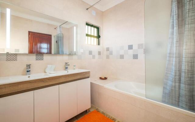 Villa Sequeira - Private Pool - Free WIFI - BY BEDZY