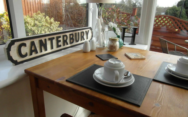 Harriet House B&B